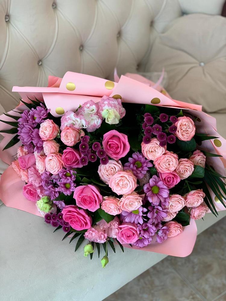 Букет цветов из: Хризантемы, Розы и Лизиантусы в Ермаковской