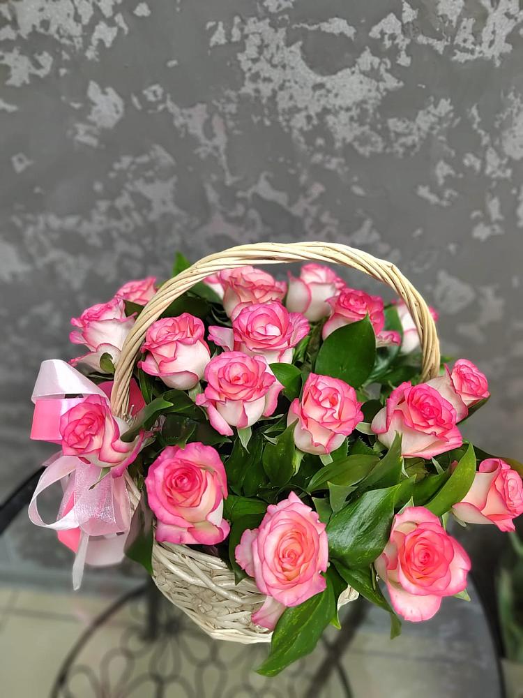 Цветочная композиция из Розы в корзине в Ермаковской