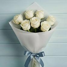 Букет 7 Белых роз Эдлесс Лав в Ермаковской