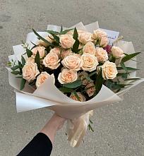 Букет Кремовые розы Латте в Ермаковской