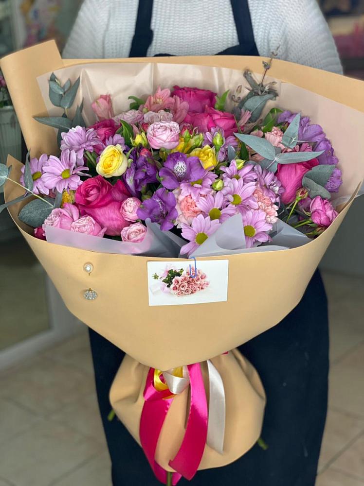 Букет цветов из: Хризантемы, Гвоздики и Альстромерии в Ермаковской