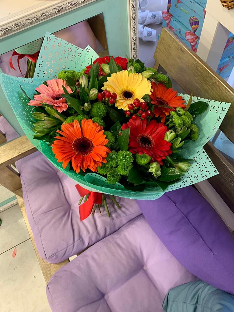 Букет цветов из: Герберы, Хризантемы и Альстромерии в Ермаковской