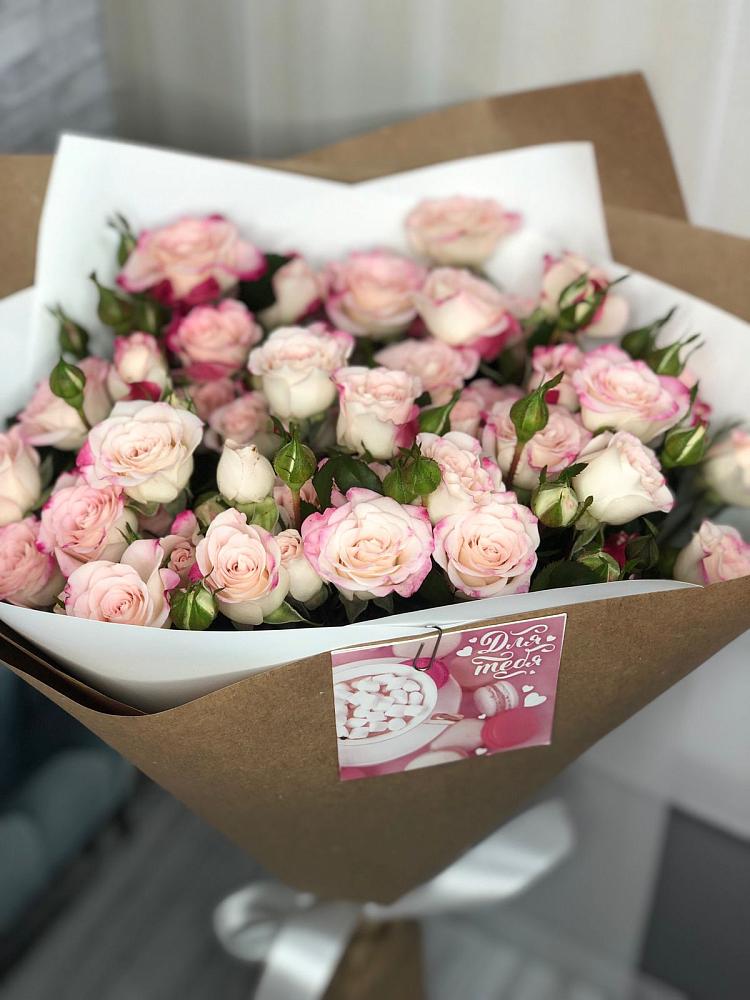 Букет цветов из: Розы в Ермаковской