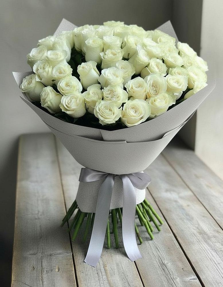 Букет 35 Белых роз в Ермаковской