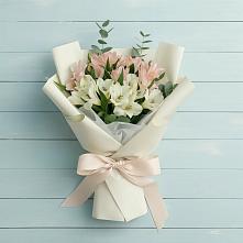 Букет цветов из:  Альстромерии #REPLACE_PRED# Ермаковской