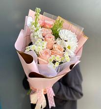 Букет цветов из:  Хризантемы и Розы в Ермаковской