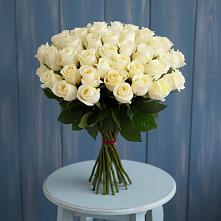 Букет 51 Белая роза Эдлесс Лав в Ермаковской