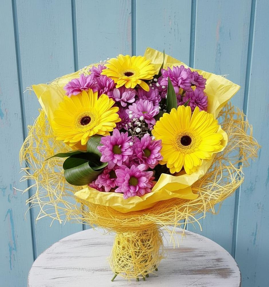 Букет цветов из: Хризантемы и Герберы в Ермаковской
