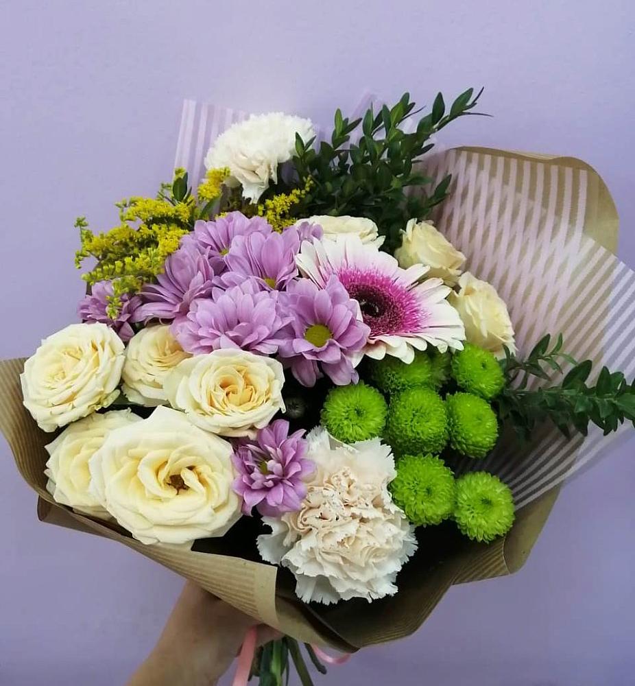 Букет цветов из: Хризантемы, Розы, Гвоздики и Герберы в Ермаковской