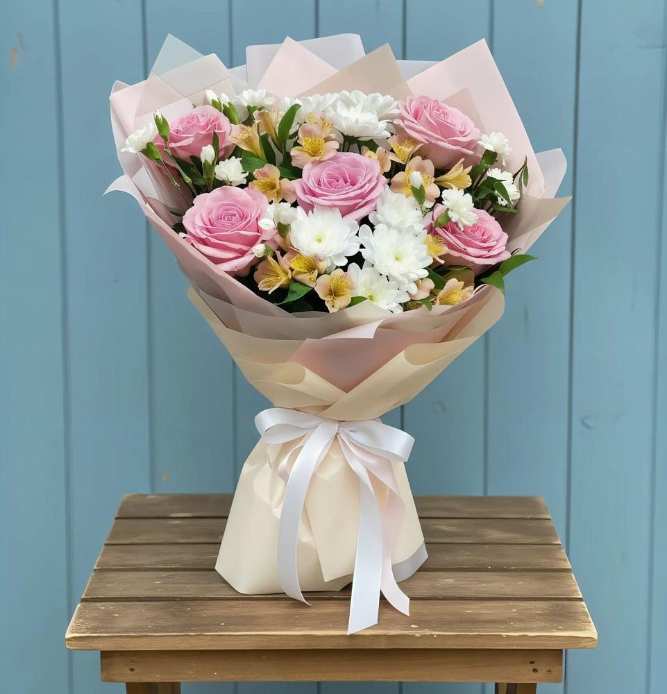 Букет цветов из: Гвоздики, Орхидеи и Розы в Ермаковской