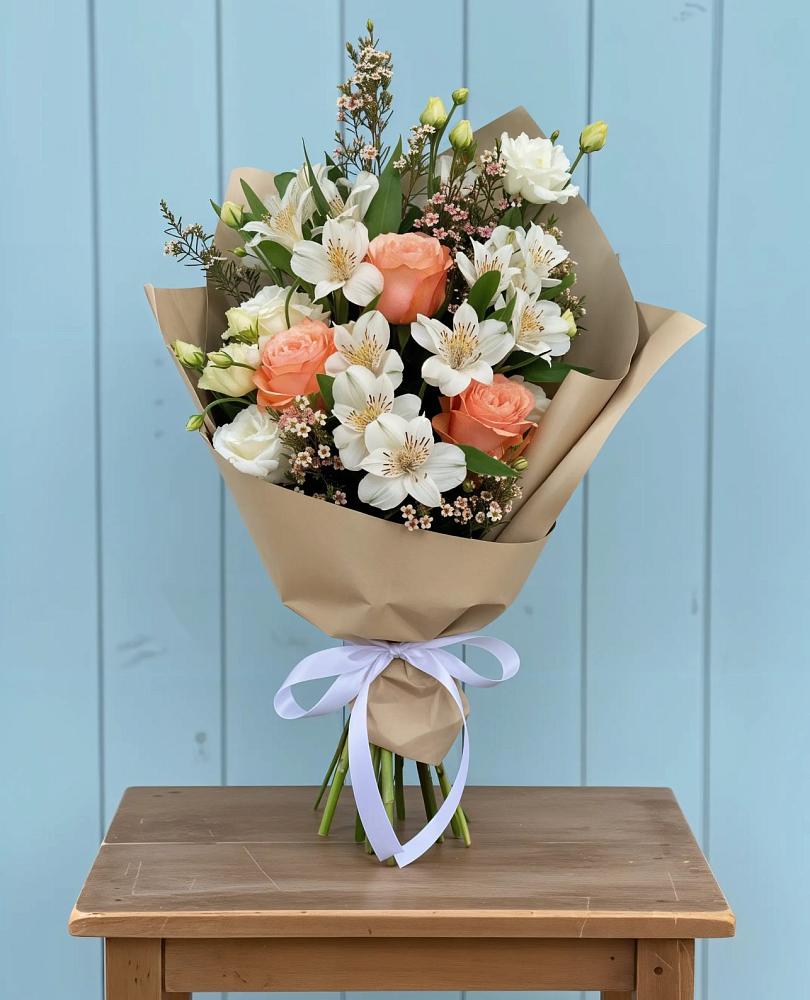 Букет цветов из: Альстромерии, Лизиантусы, Розы и Хризантемы в Ермаковской